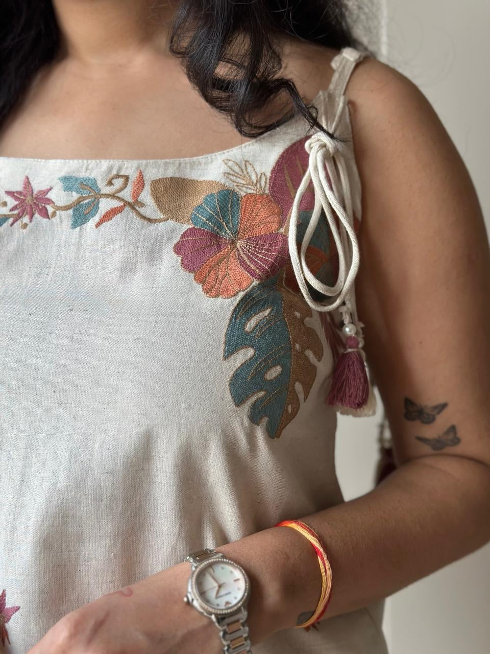 Heavy embroidery detail on Cotton Flex Embroidered Kurta Pant Set