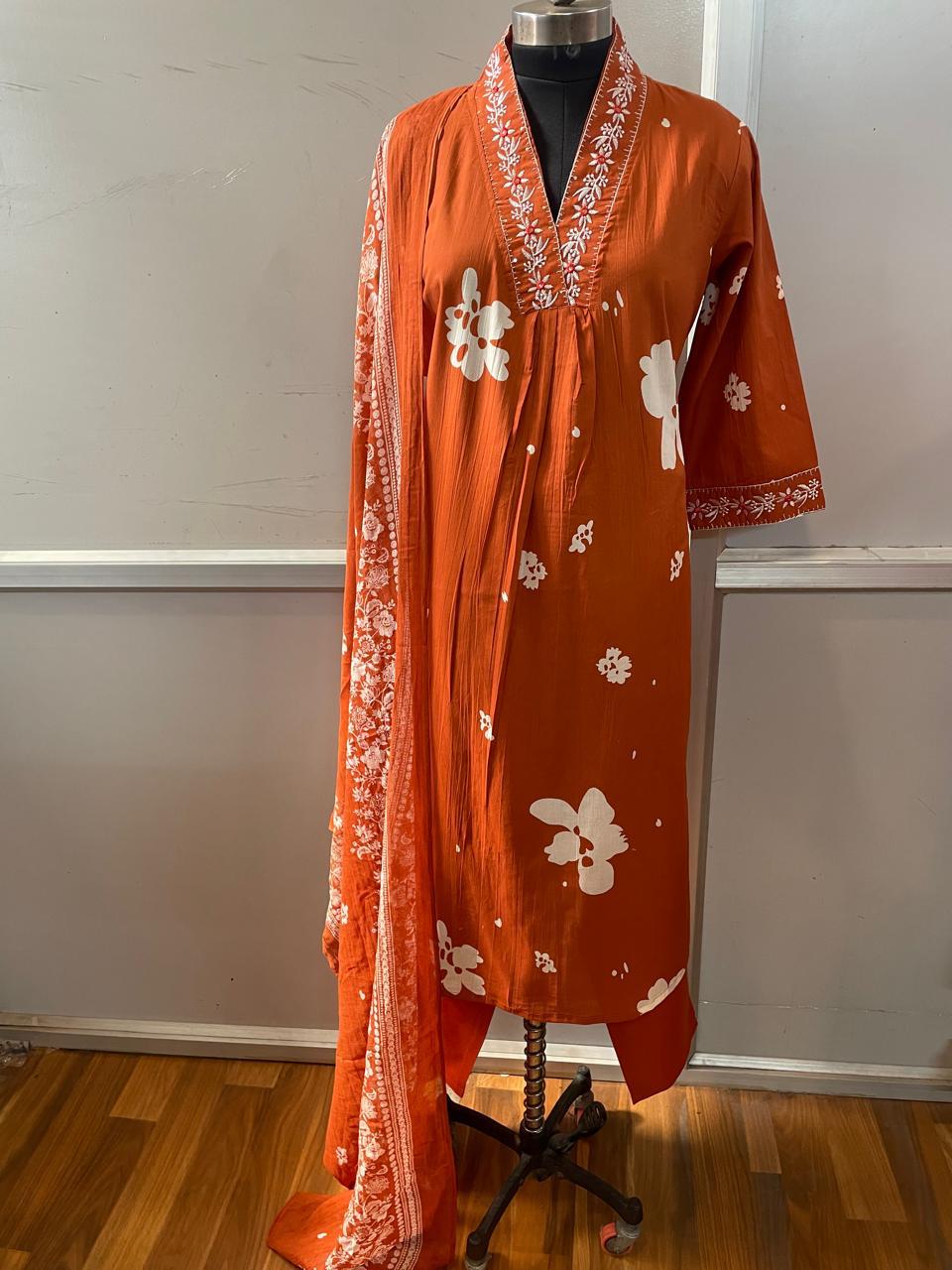 Cotton Suit Set With discharge print and side cut straight kurti Fabloom