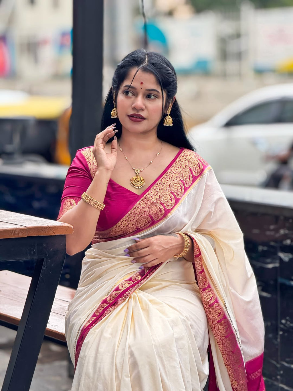 Elegant Mysore Silk Saree with Traditional Zari Border