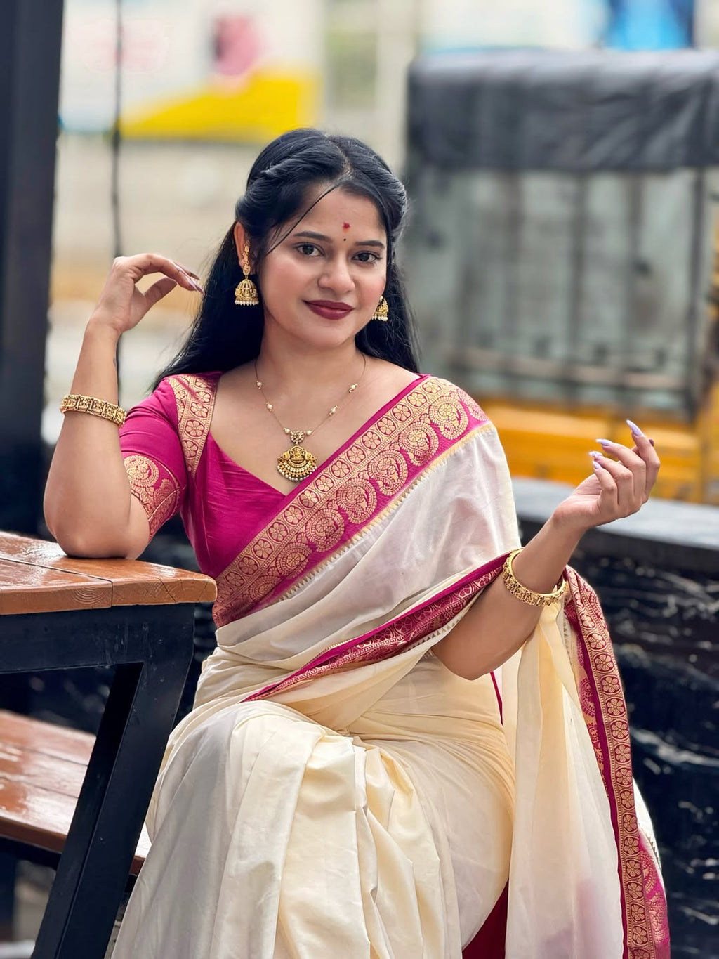 Elegant Mysore Silk Saree with Traditional Zari Border