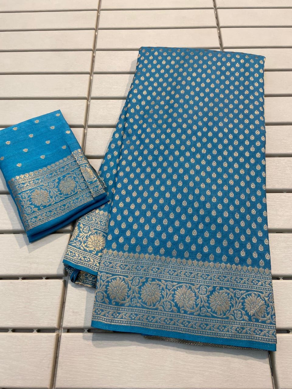 Khadi Tilak Bindi