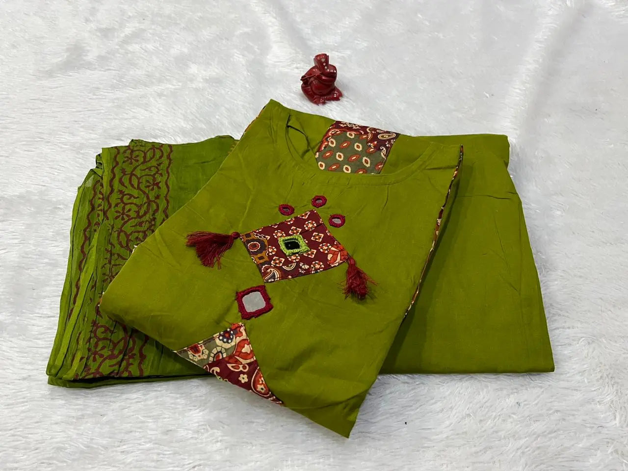 Premium Rich Azrak print Cotton Suits Fabloom